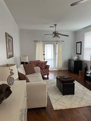 3227 Vincennes Pl - Photo 2 of 14