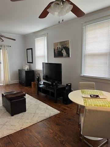 3227 Vincennes Pl - Photo 3 of 14