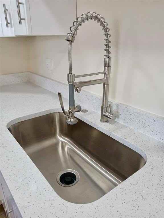 4131 Oak Terrace Dr #4131 - Photo 5 of 34