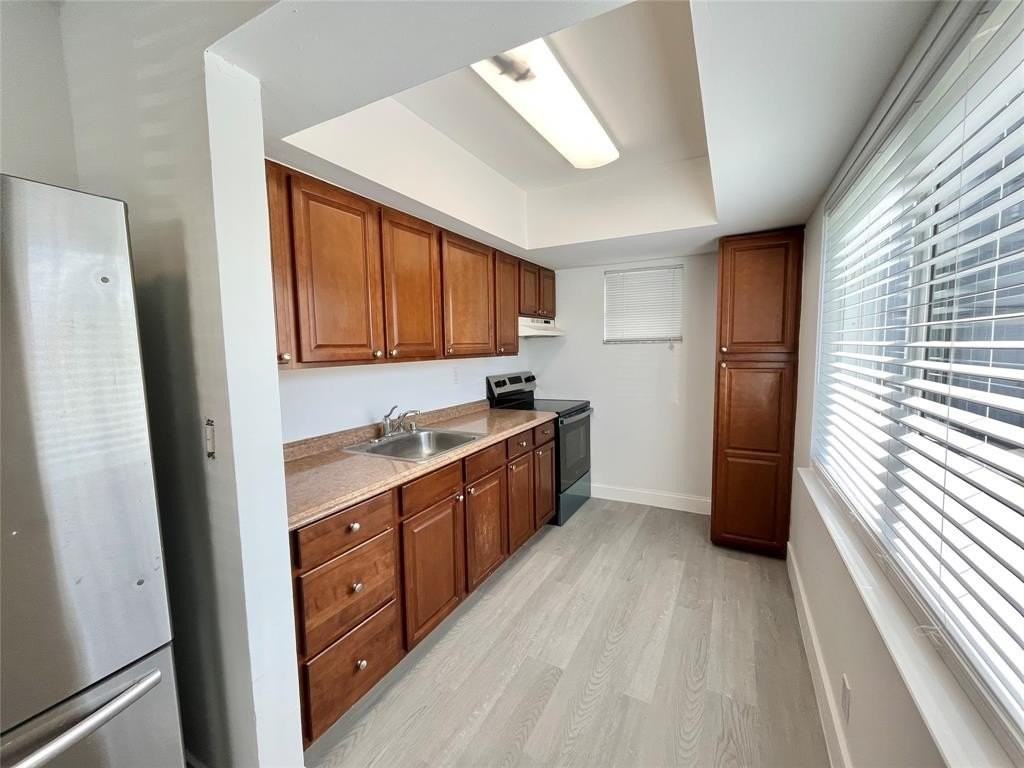 321 Southwest 14th Street #1 - Photo 6 of 20