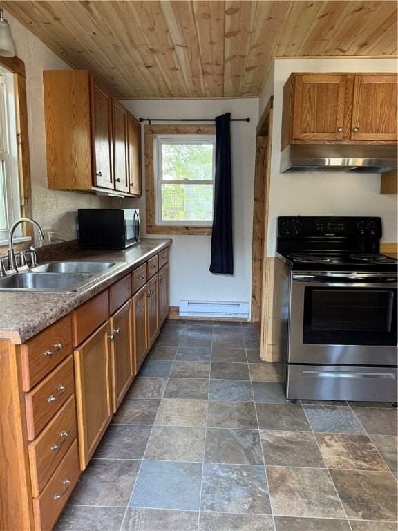 1911 Warden St - Photo 3 of 12