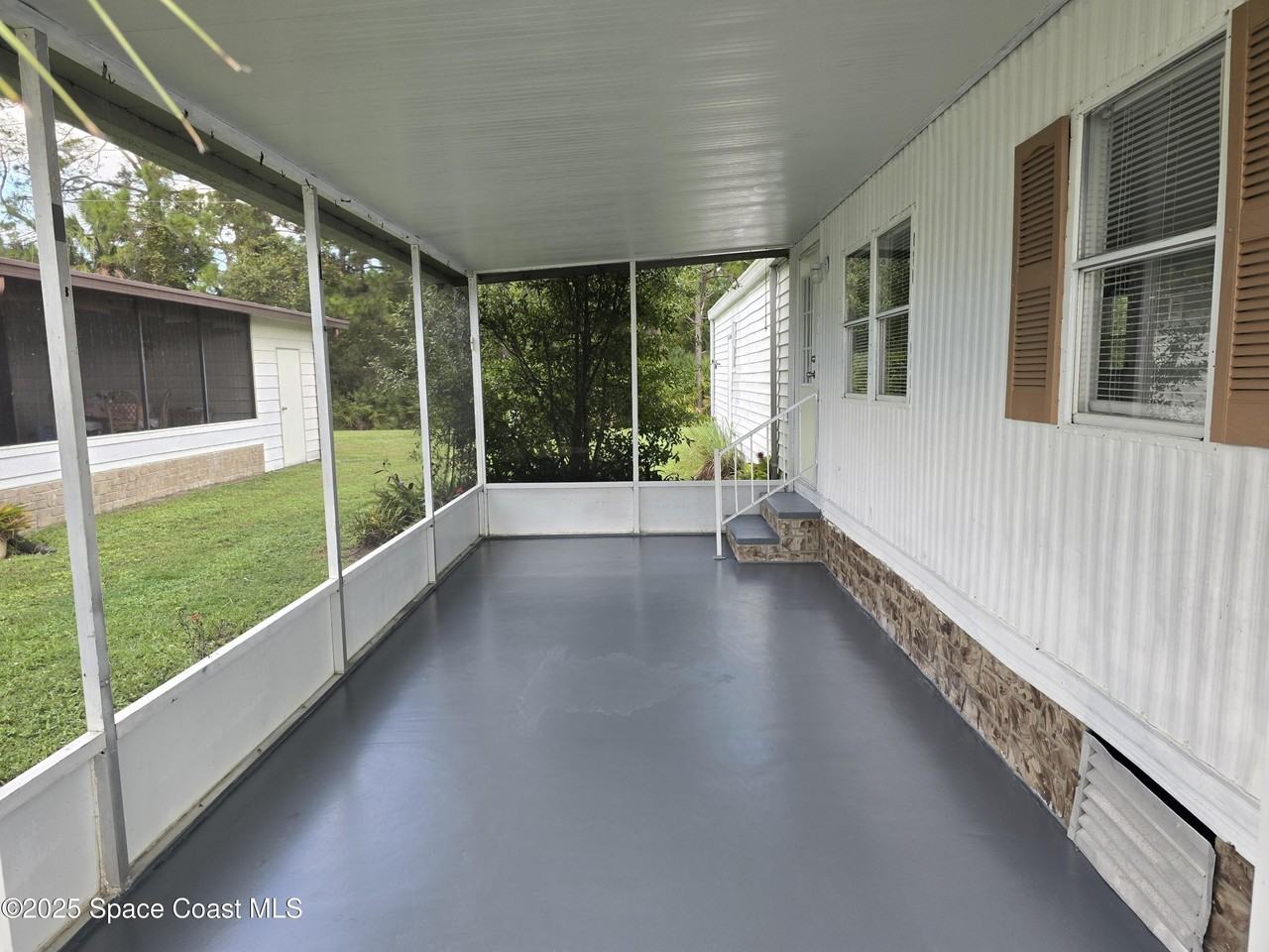 1345 Barefoot Circle - Photo 3 of 19