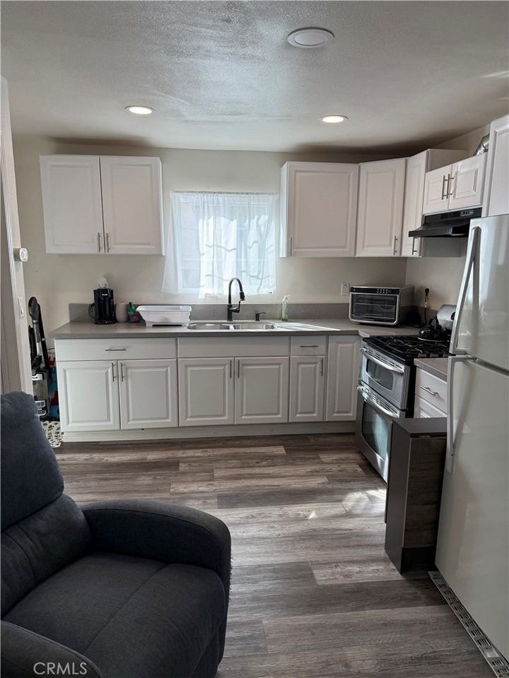 2743 N E 1/2 - Photo 2 of 6