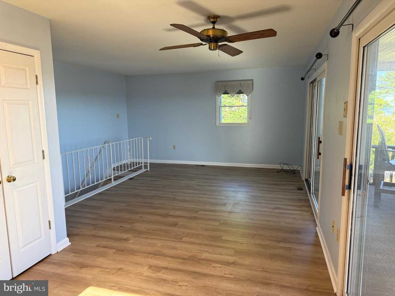 3183 Calvert Blvd - Photo 4 of 30