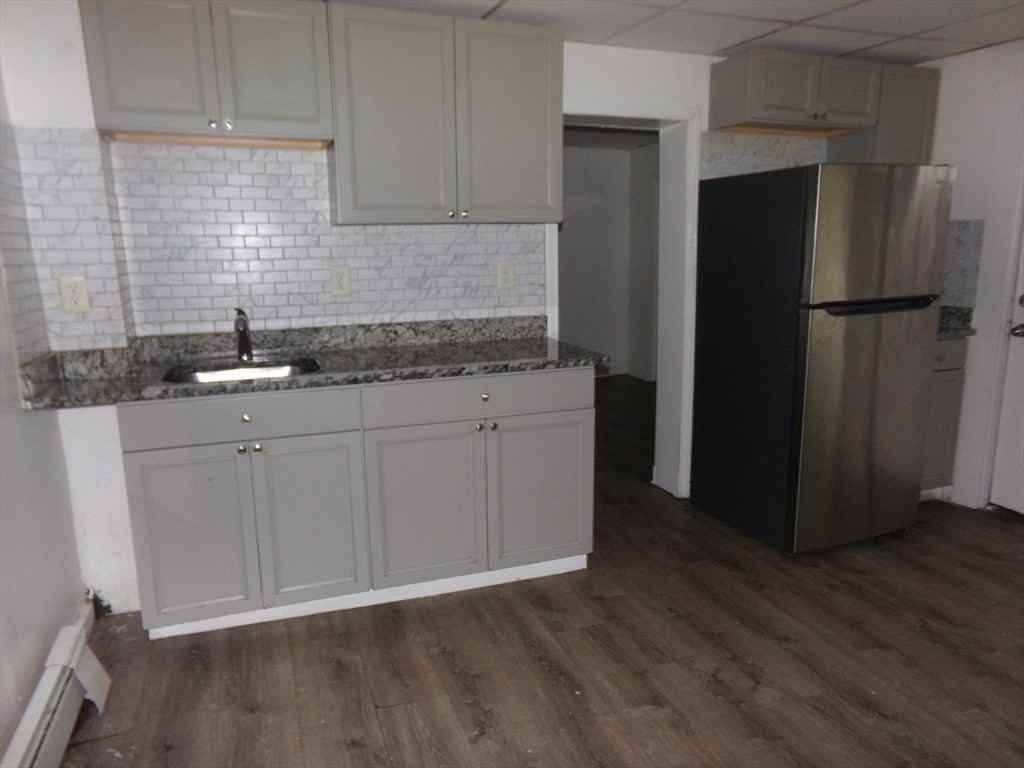 716 Lawrence St ##1 - Photo 3 of 12