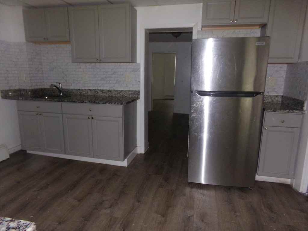 716 Lawrence St ##1 - Photo 5 of 12