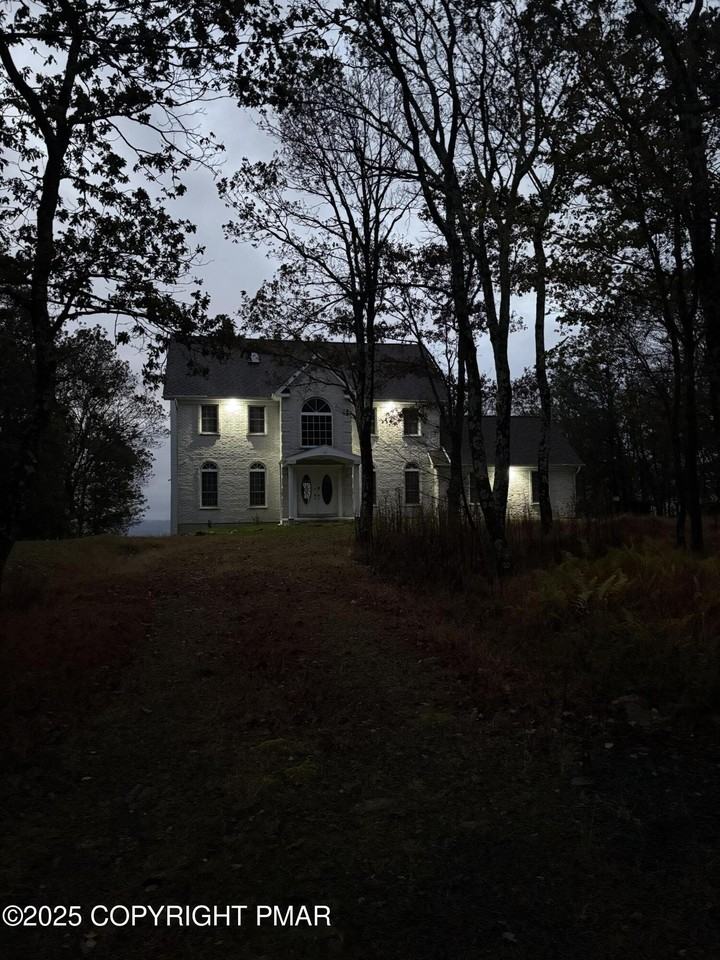 351 Valley View Dr - Photo 3 of 29