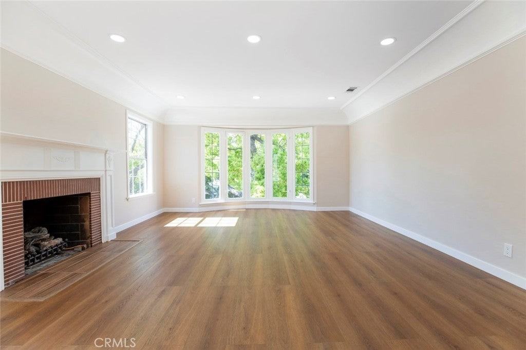 741 E Doran St - Photo 4 of 21