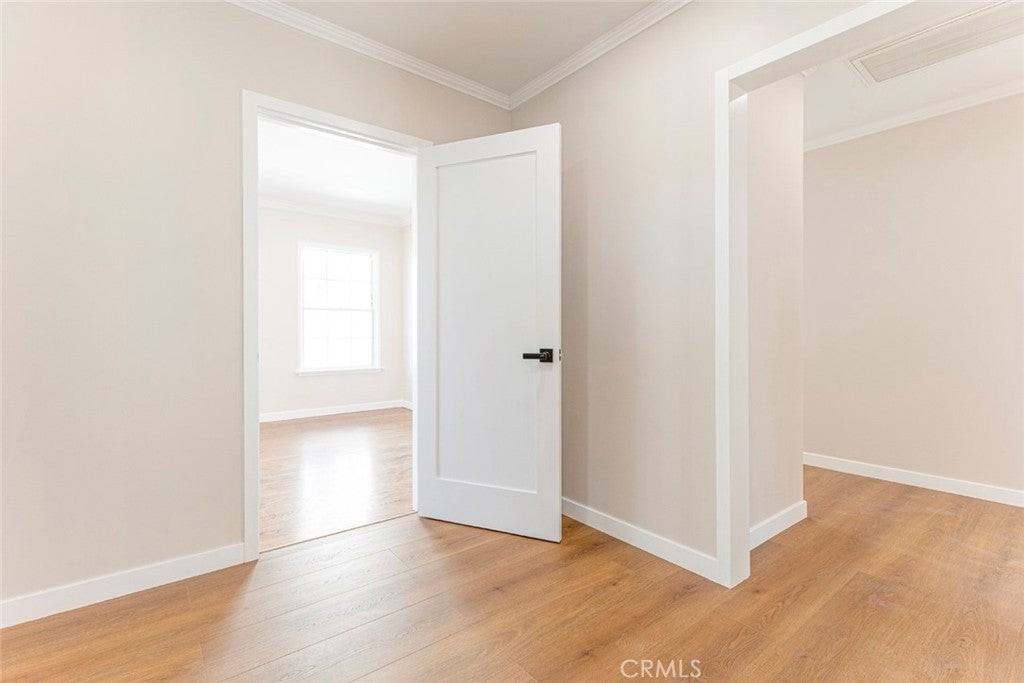 741 E Doran St - Photo 7 of 21