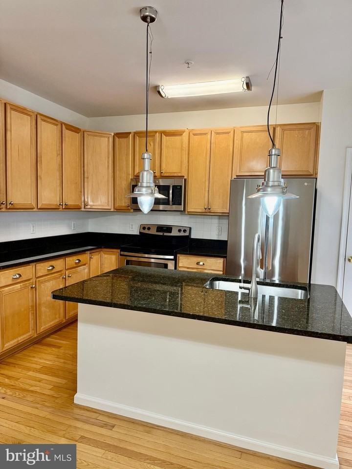 18212 Coachmans Rd - Photo 6 of 26