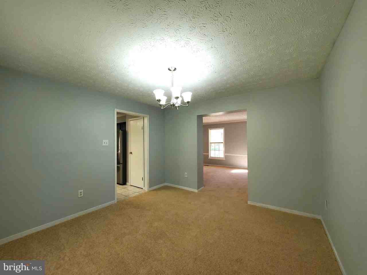 5710 Lincoln Ave - Photo 6 of 50