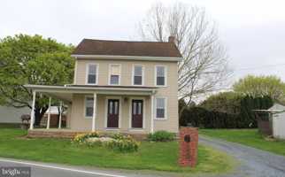 featured image of 165 Short Rd