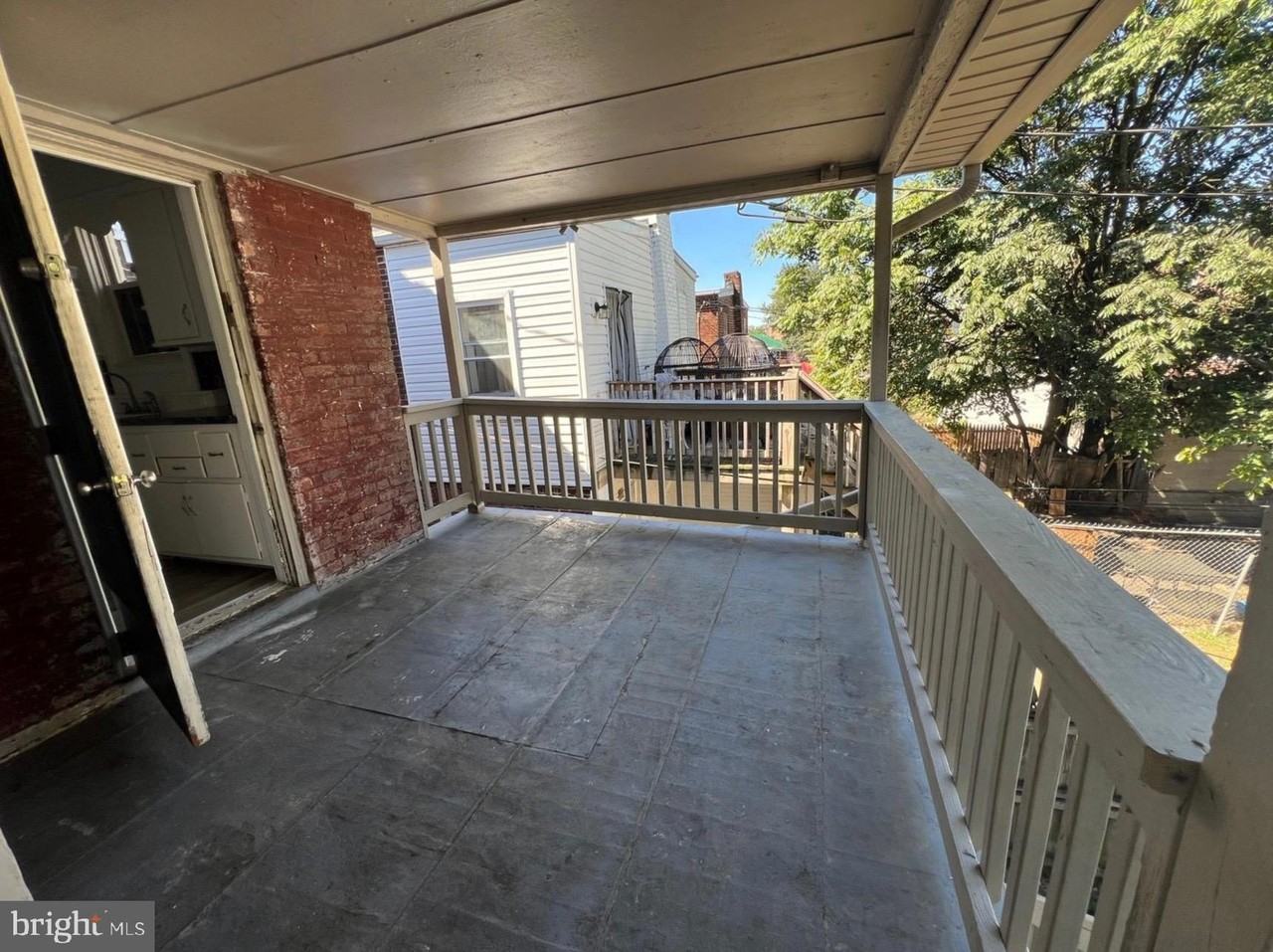 281 W Cottage Pl - Photo 2 of 15