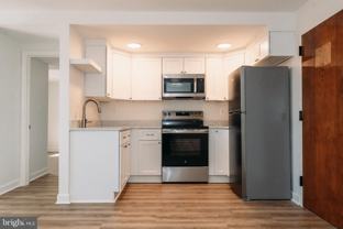 380 Broadview Ave Apt 3 #3 - Photo 1 of 1