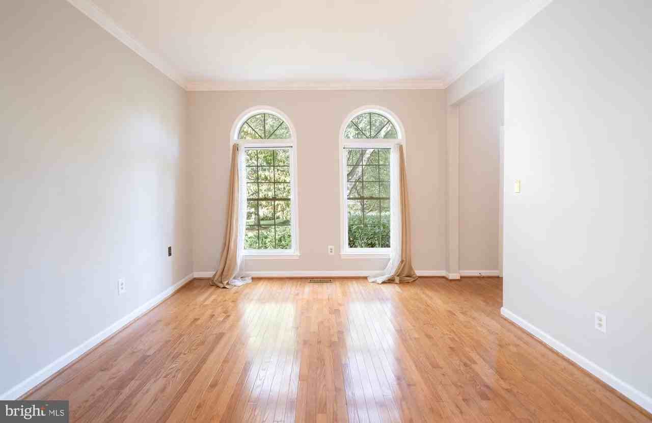 13840 Laurel Rock Ct - Photo 5 of 30