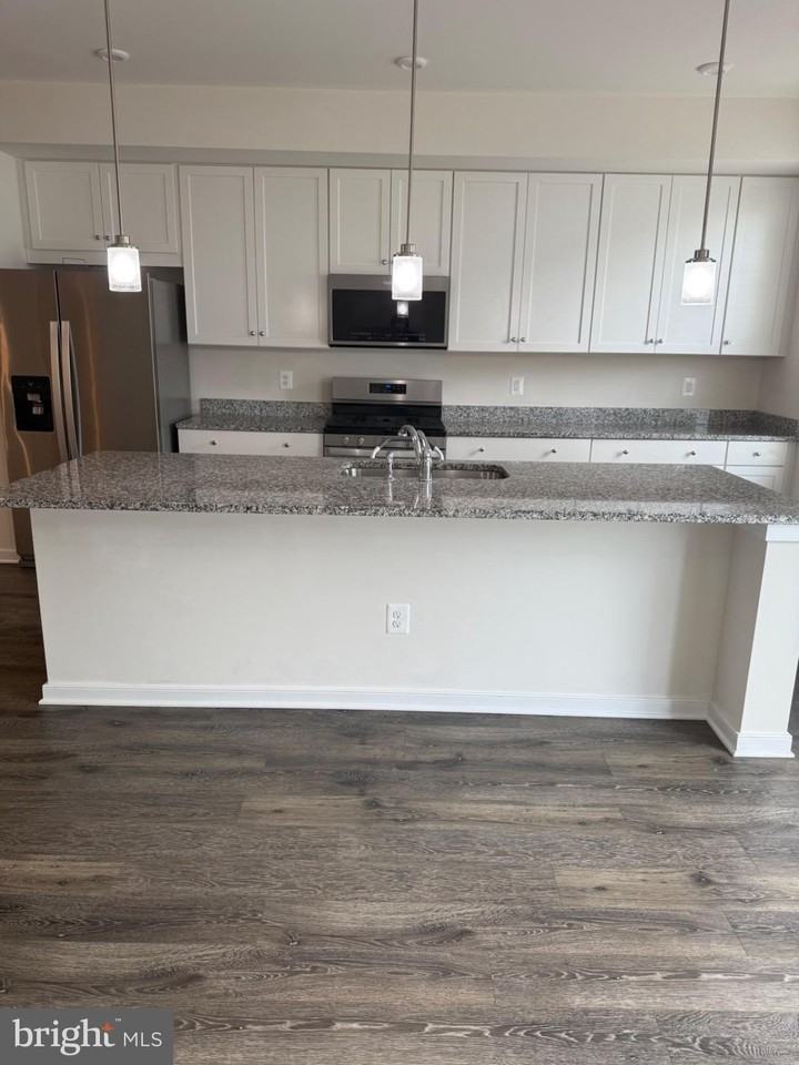 106 Huff Dr - Photo 4 of 16