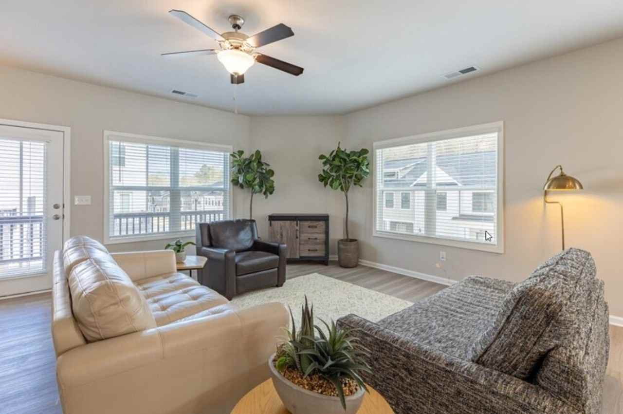 Ryman at Farmers Crossing - Photo 2 of 23