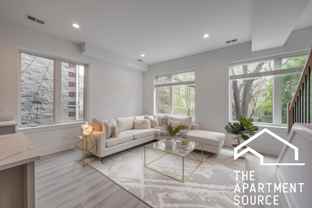 1814 W Thomas St #2F - Photo 1 of 1