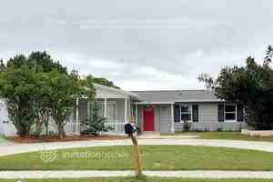 featured image of 6914 Voltaire Dr