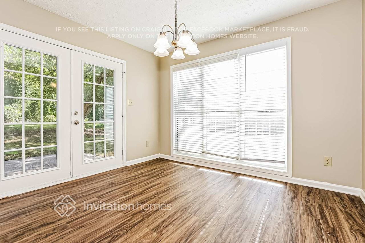 6735 Crossview Dr - Photo 6 of 18