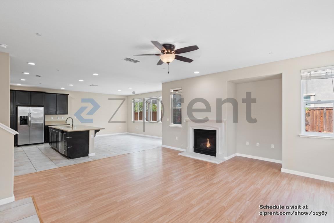 237 Moraga Street - Photo 5 of 25