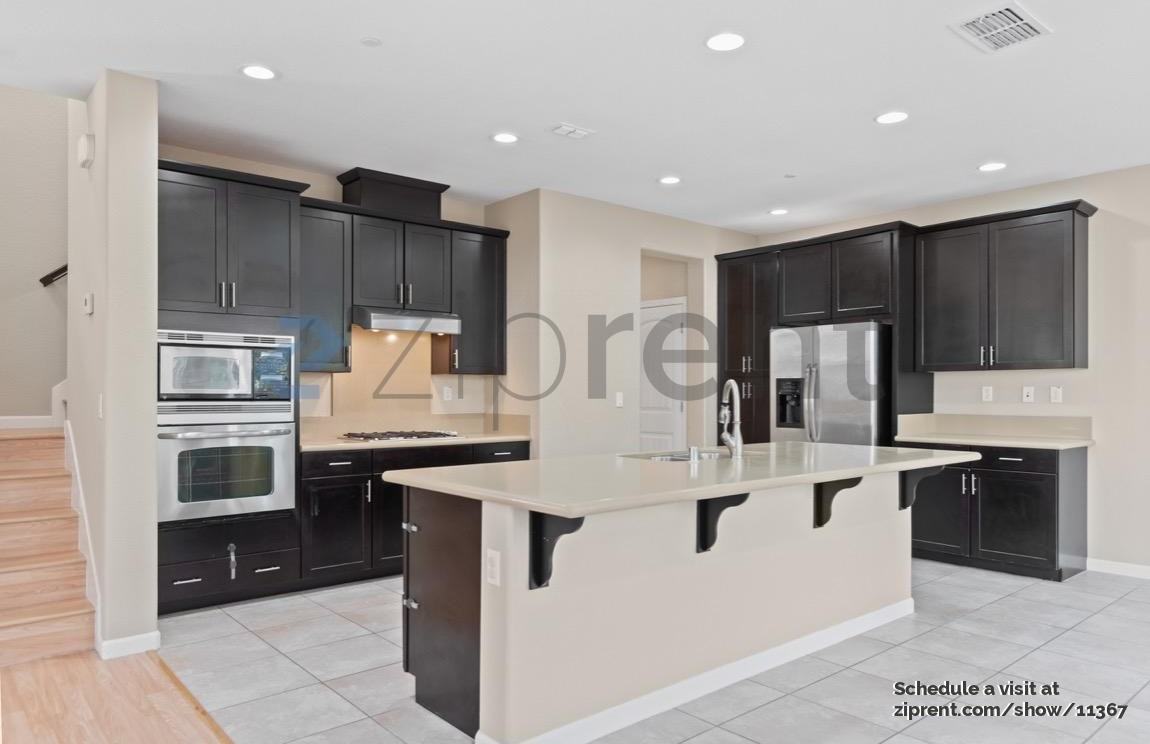 237 Moraga Street - Photo 7 of 25