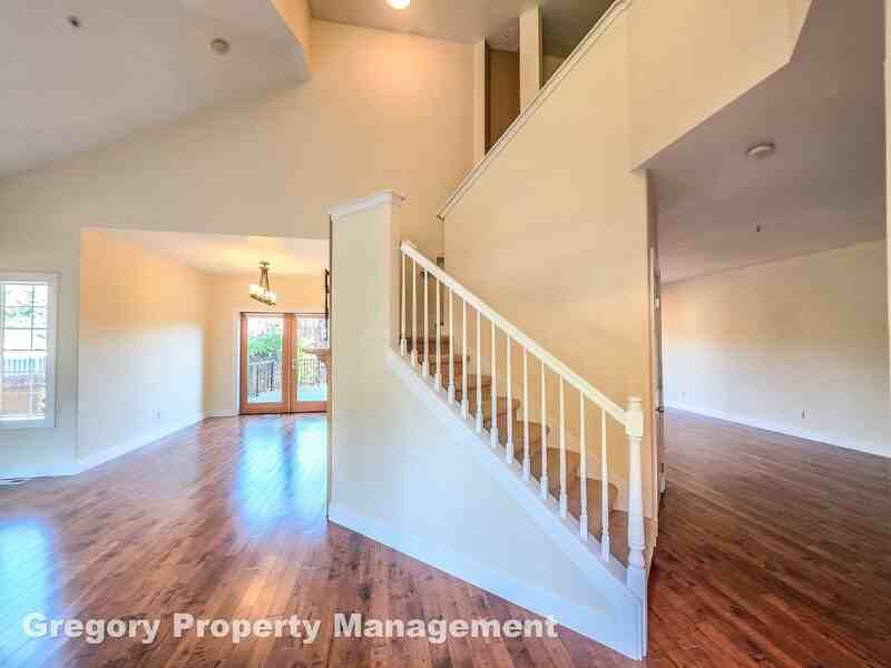 12026 89th Pl Ne - Photo 4 of 37