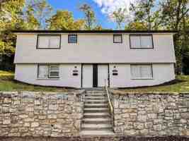 featured image of 1333 N 47th St