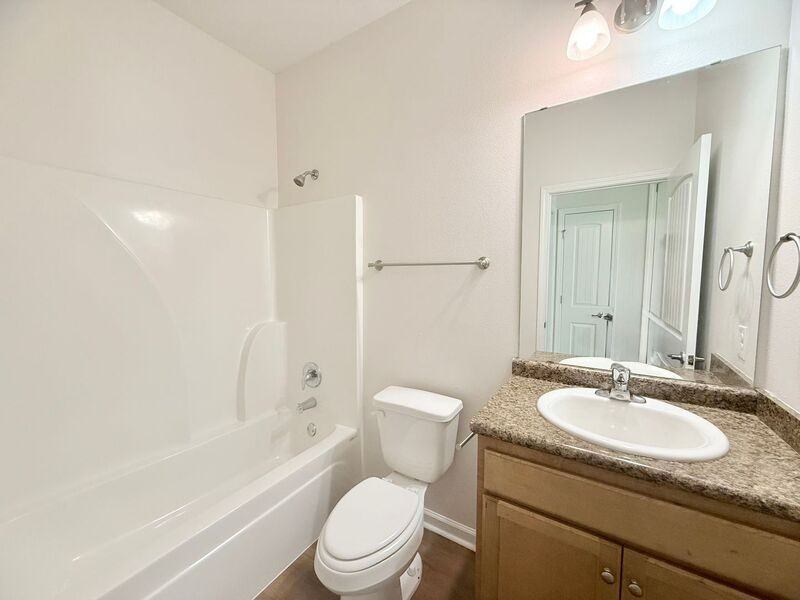 8927 Untreiner Ave - Photo 7 of 11