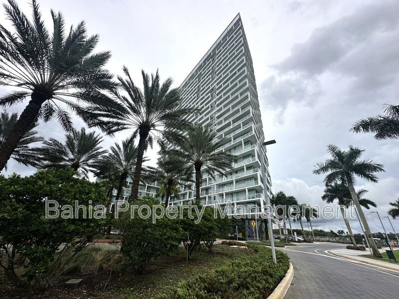 2000 Metropica Way #1401