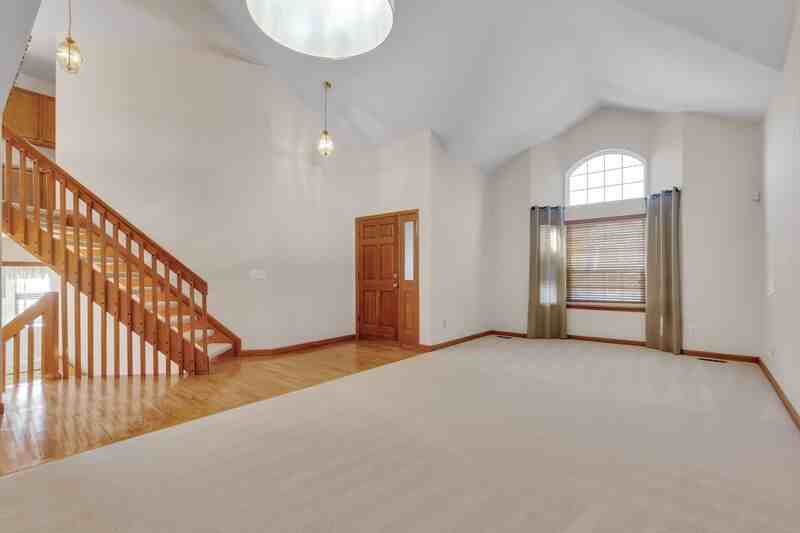 9584 Las Colinas Dr - Photo 2 of 30