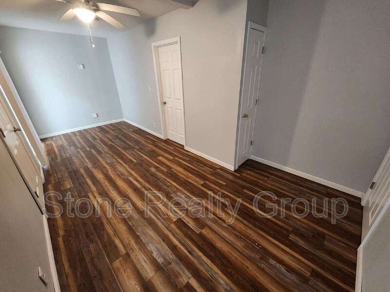 2607 S 8th St - Photo 4 of 8