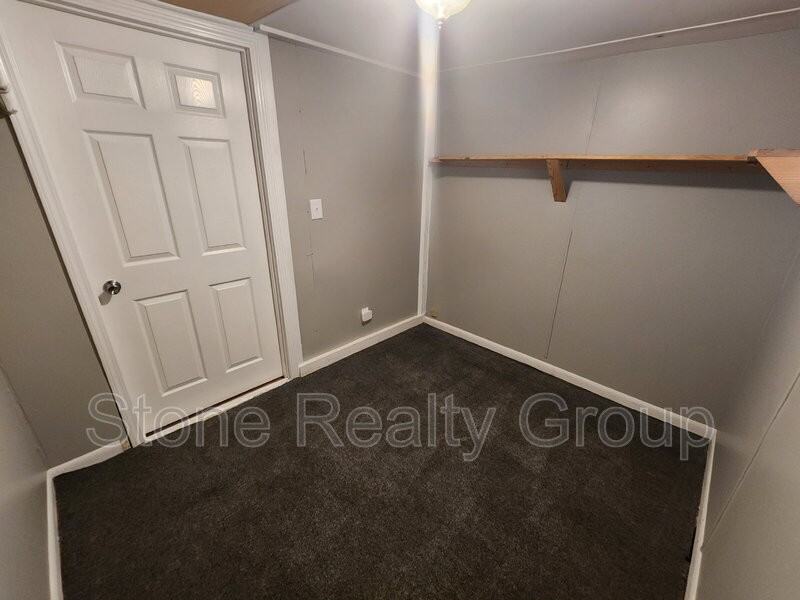 2607 S 8th St - Photo 6 of 8