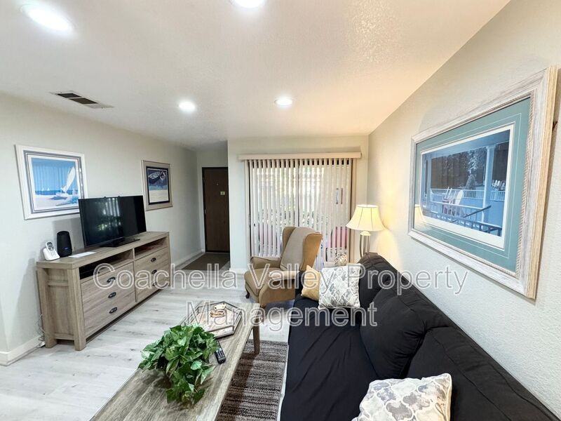 2820 N Arcadia Ct #104 - Photo 3 of 29