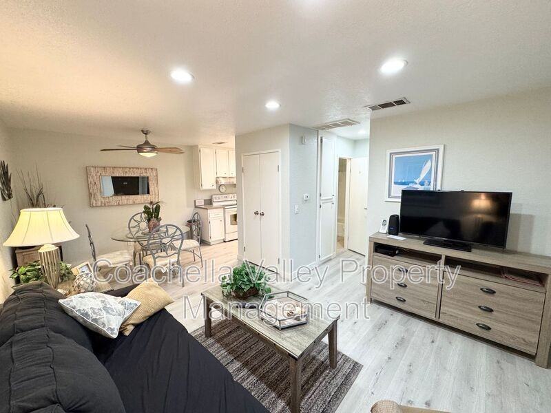 2820 N Arcadia Ct #104 - Photo 5 of 29