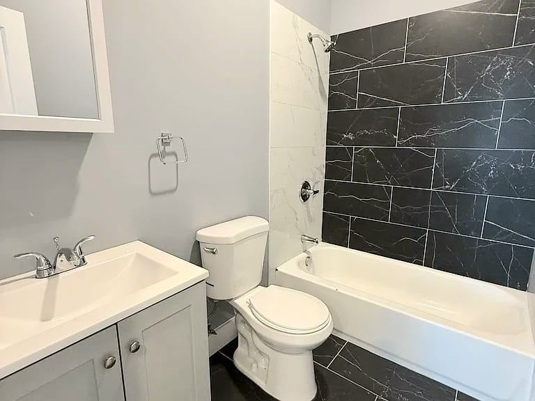 776-780 South 19th Street #1L - Photo 3 of 5