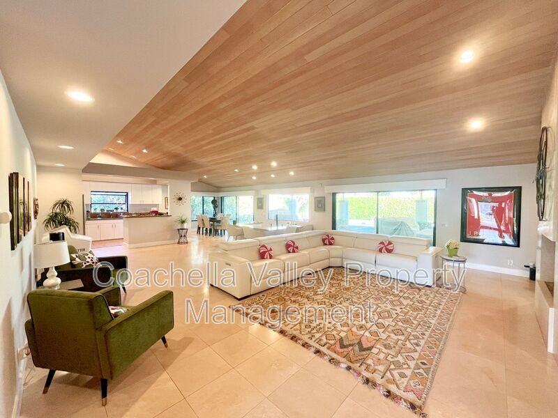 48550 Valley View Dr - Photo 2 of 50