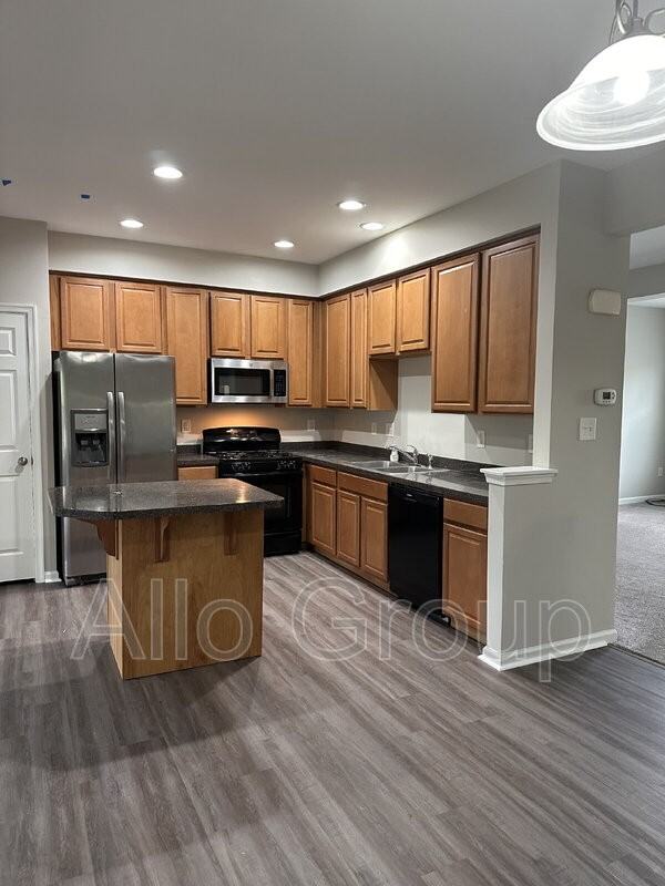 205 Arctic Lane - Photo 4 of 10