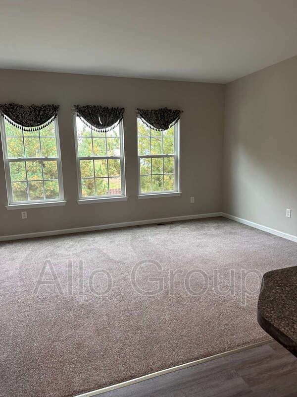 205 Arctic Lane - Photo 7 of 10