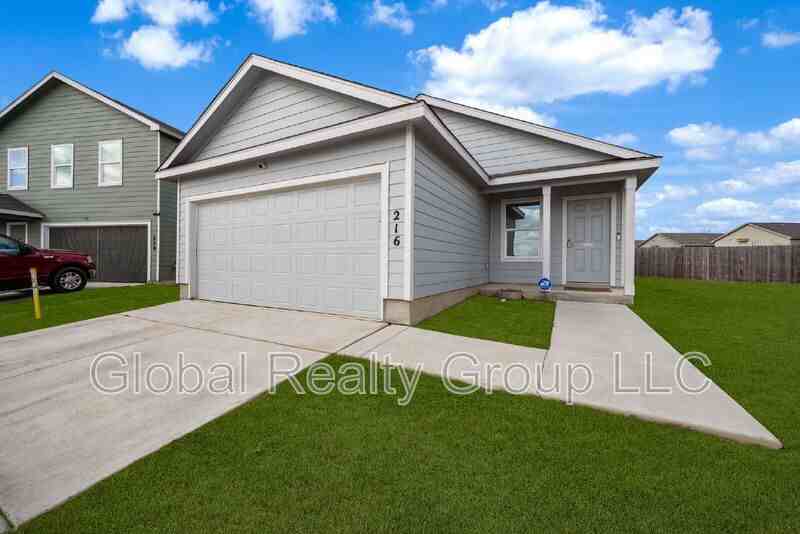216 Susie Street - Photo 3 of 21
