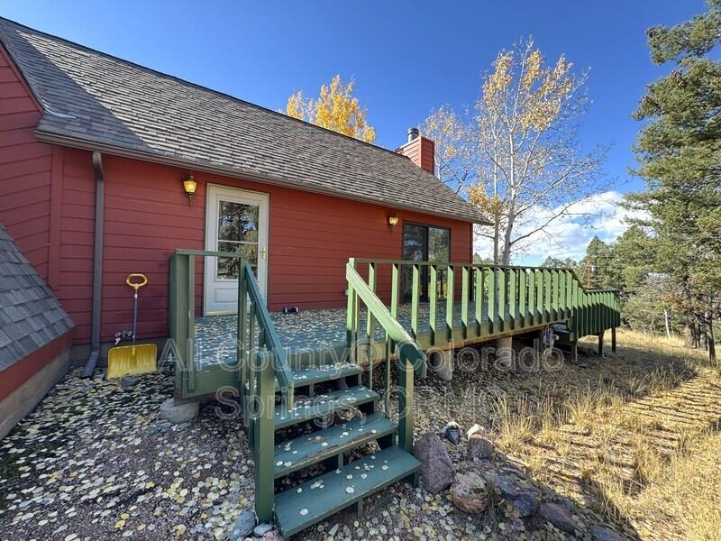 684 Southpark Road - Photo 2 of 48