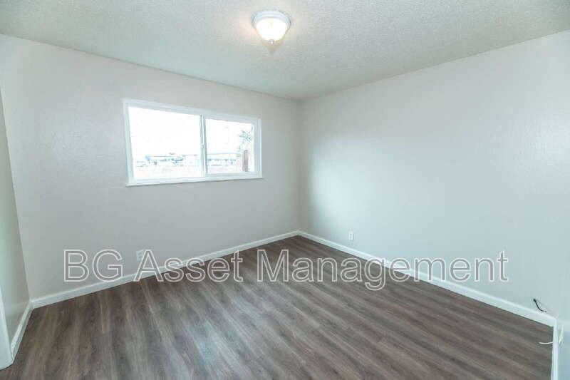 1333 Market Ave #3 - Photo 7 of 13