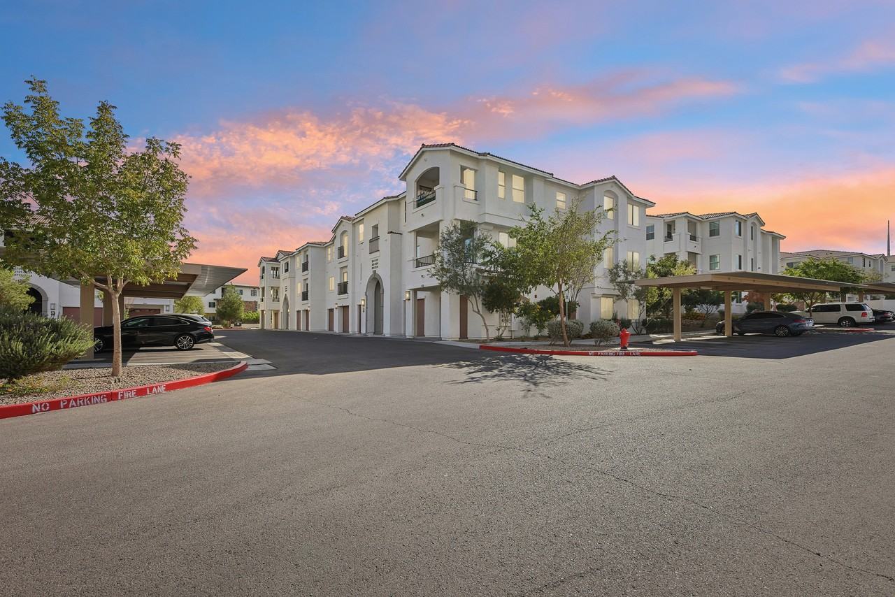 Castile Apartments - Photo 4 of 50