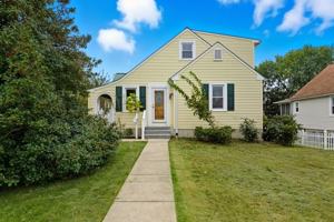 featured image of 3133 Willoughby Rd