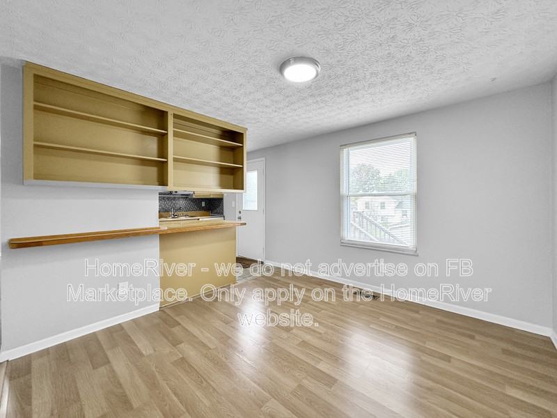 3829 Colorado Ave - Photo 5 of 27