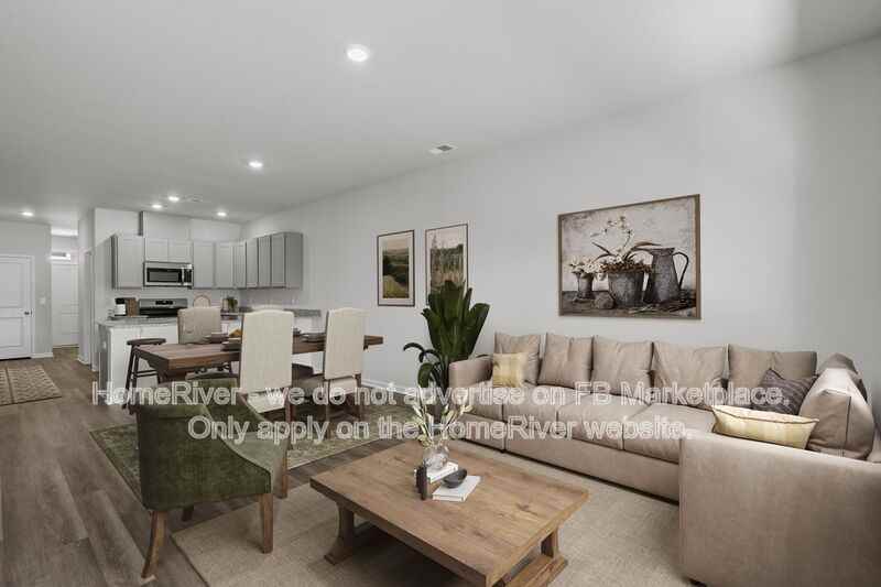 323 Sandridgebury Dr - Photo 5 of 32