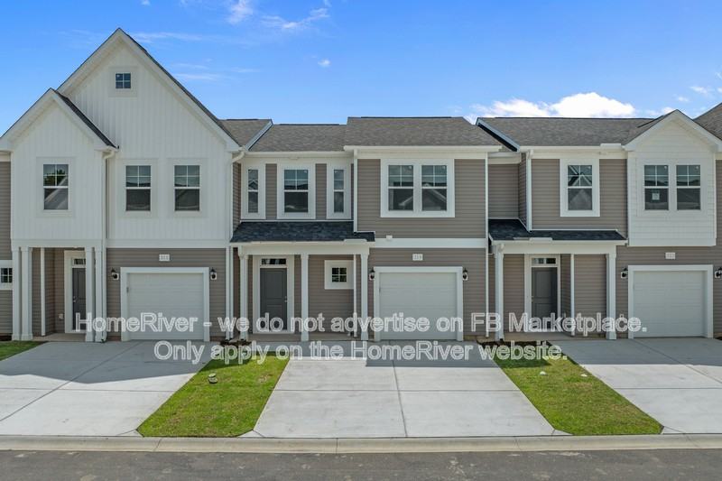 319 Sandridgebury Dr - Photo 2 of 39