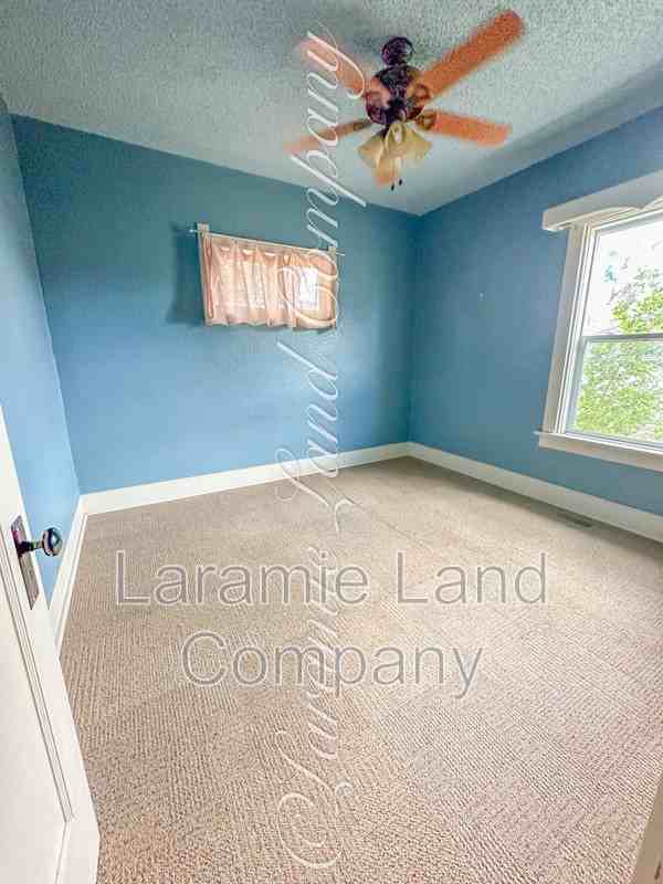 612 E Bradley St - Photo 7 of 7