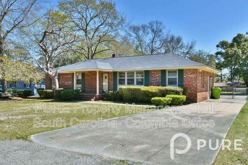 2120 Huffman Dr - Photo 2 of 48