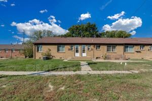 featured image of 638 S Woodlawn Blvd